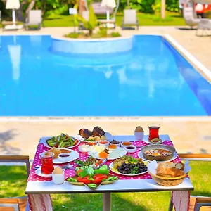 Otel Amare, Çeşme